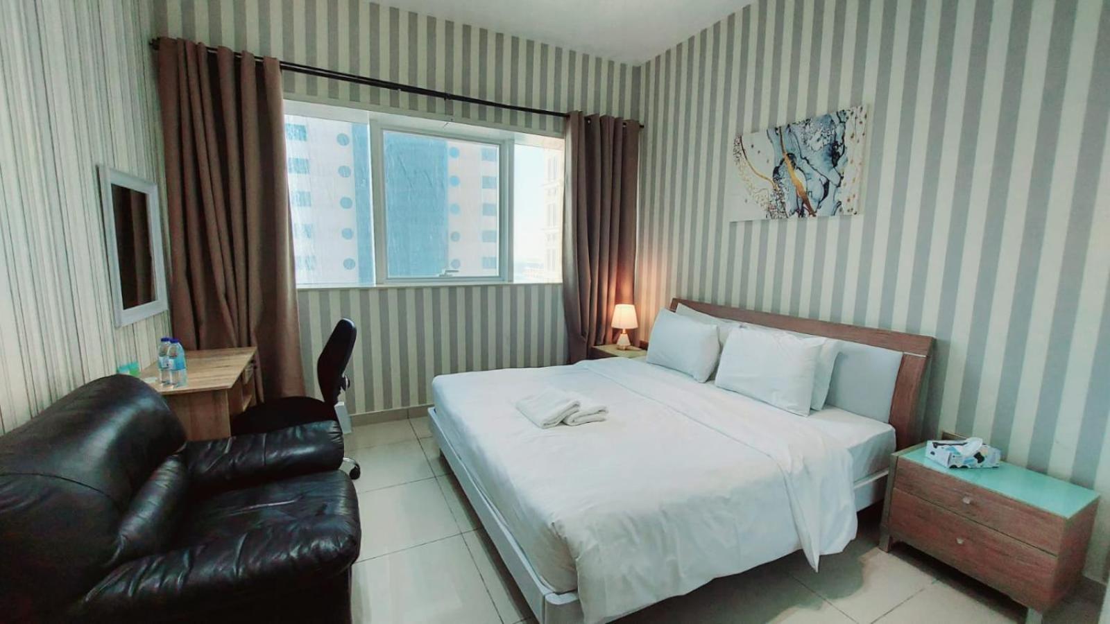 Entire Private Self Catered Apartments Marina Dubai Esterno foto