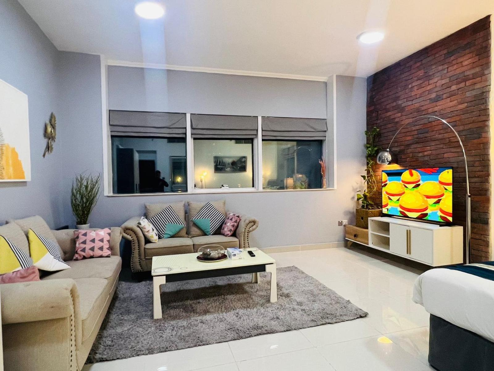 Entire Private Self Catered Apartments Marina Dubai Esterno foto